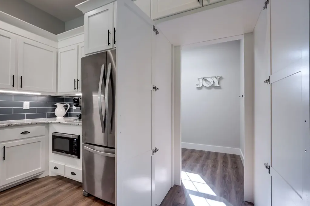 2591 Long Hollow Pike Hendersonville TN 37075