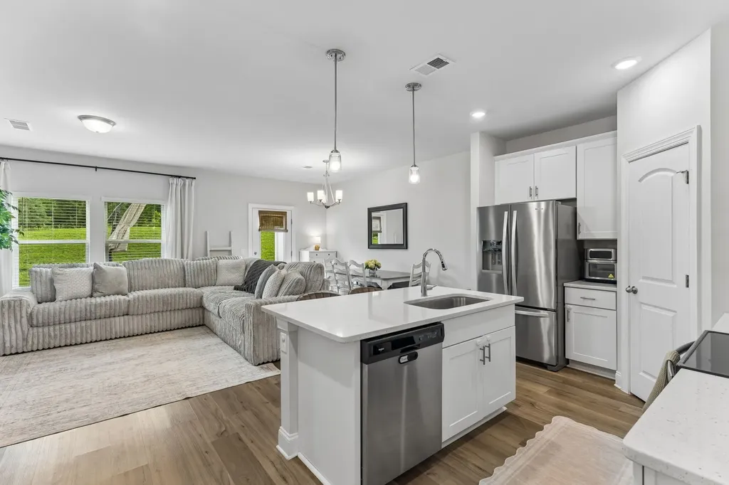 802 Arrington Way Columbia TN 38401
