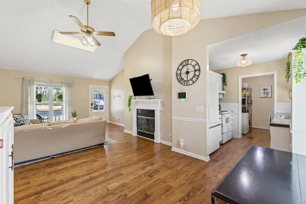 105 Heathcote Court Goodlettsville TN 37072