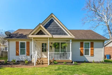 105 Heathcote Court Goodlettsville TN 37072