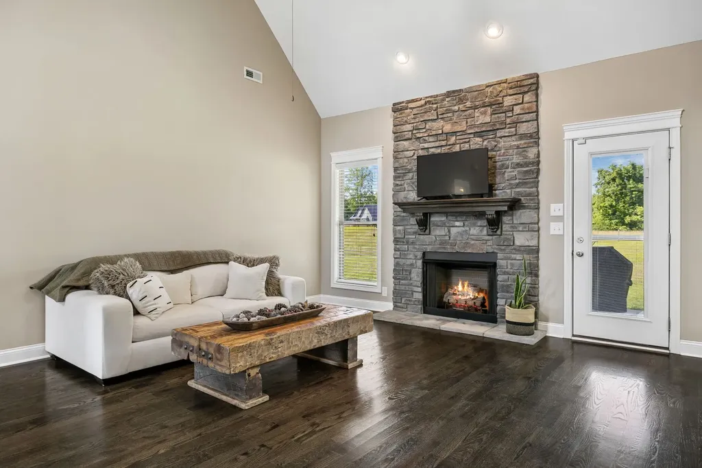 1157 Jim Read Road Ashland City TN 37015