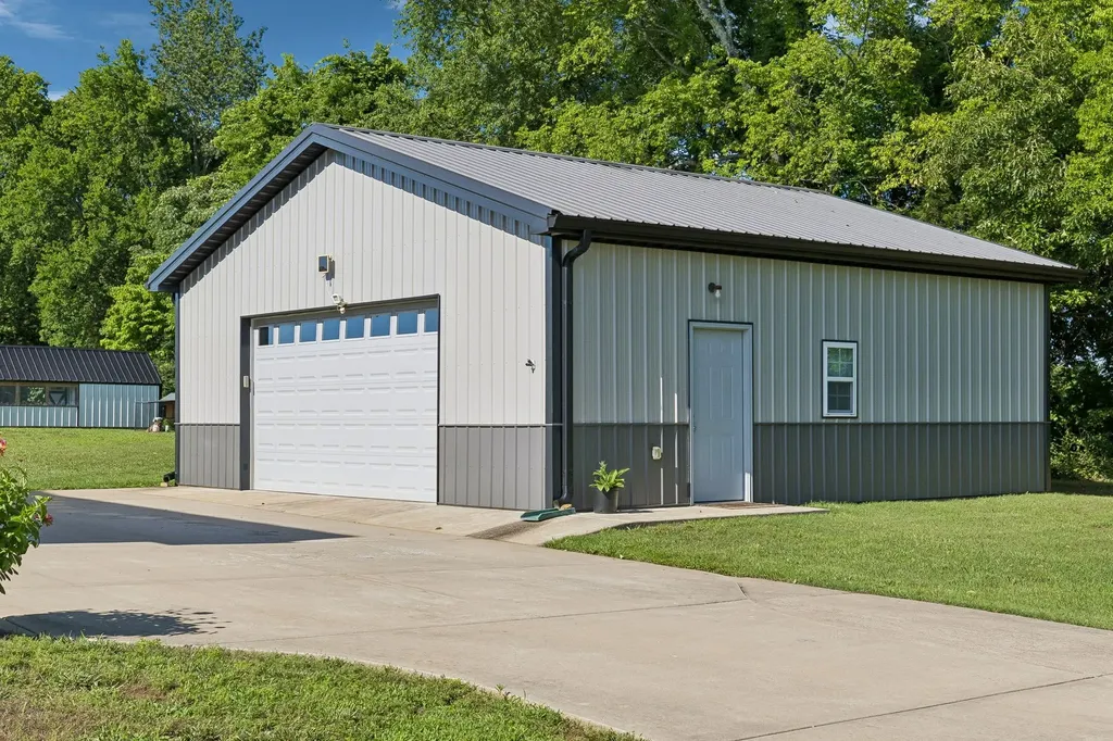 1157 Jim Read Road Ashland City TN 37015