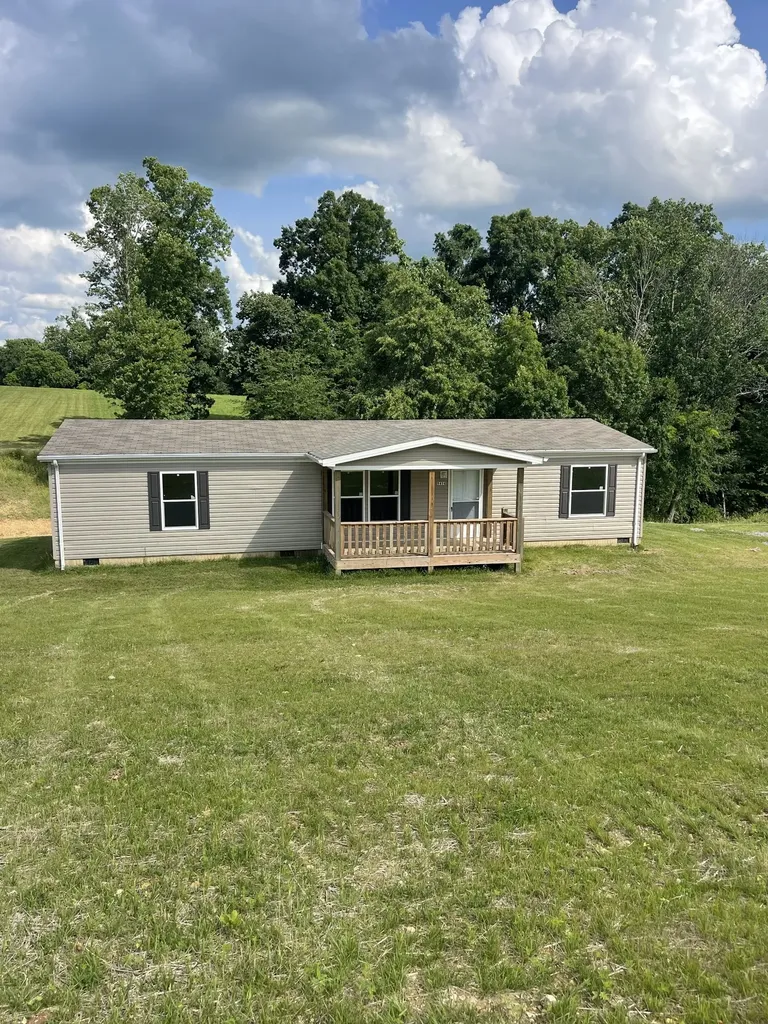9458 Sunrise Road Red Boiling Springs TN 37150