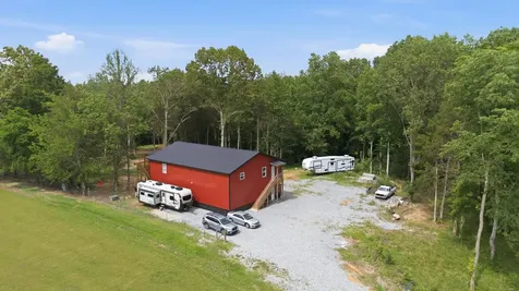 2010 Mosley Ferry Road Chapmansboro TN 37035