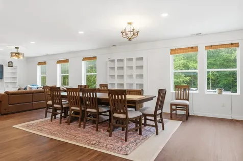 2010 Mosley Ferry Road Chapmansboro TN 37035