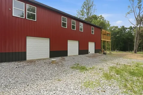 2010 Mosley Ferry Road Chapmansboro TN 37035