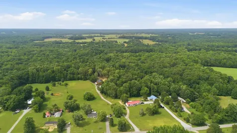 2010 Mosley Ferry Road Chapmansboro TN 37035
