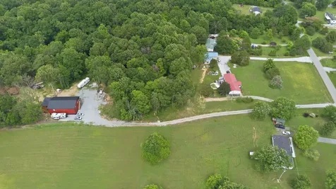 2010 Mosley Ferry Road Chapmansboro TN 37035