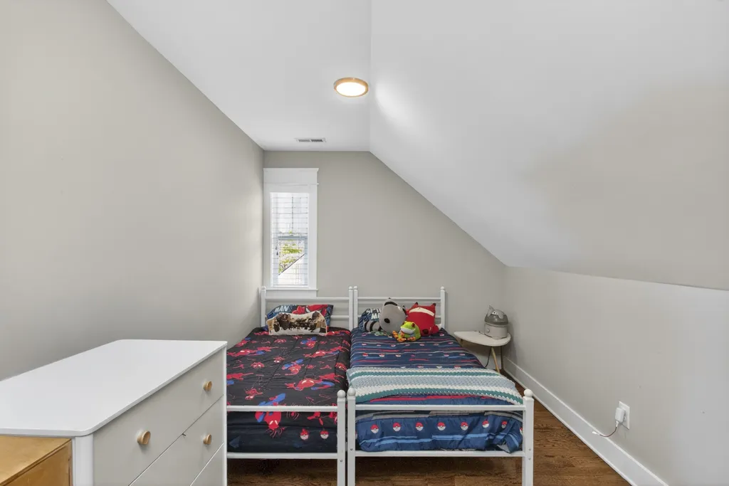 1009 49th Ave, N Nashville TN 37209