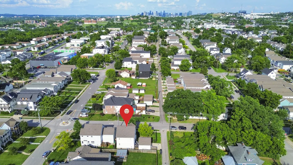1009 49th Ave, N Nashville TN 37209