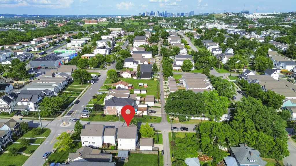 1009 49th Ave, N Nashville TN 37209