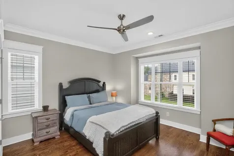 1009 49th Ave, N Nashville TN 37209