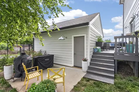 1009 49th Ave, N Nashville TN 37209