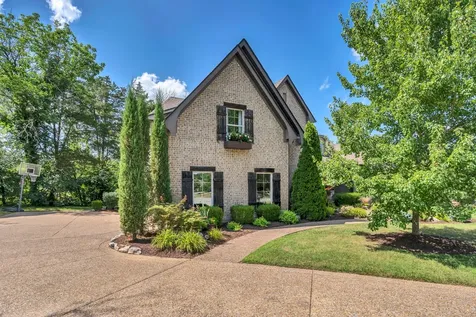 1818 Eaves Court Nolensville TN 37135