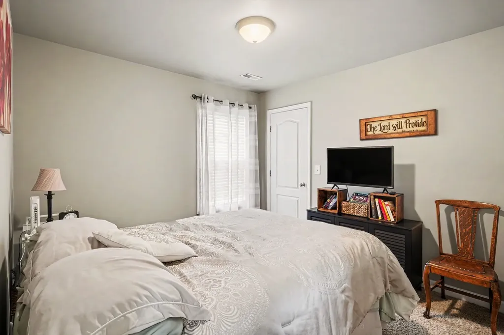502 Poplar Bend Dickson TN 37055