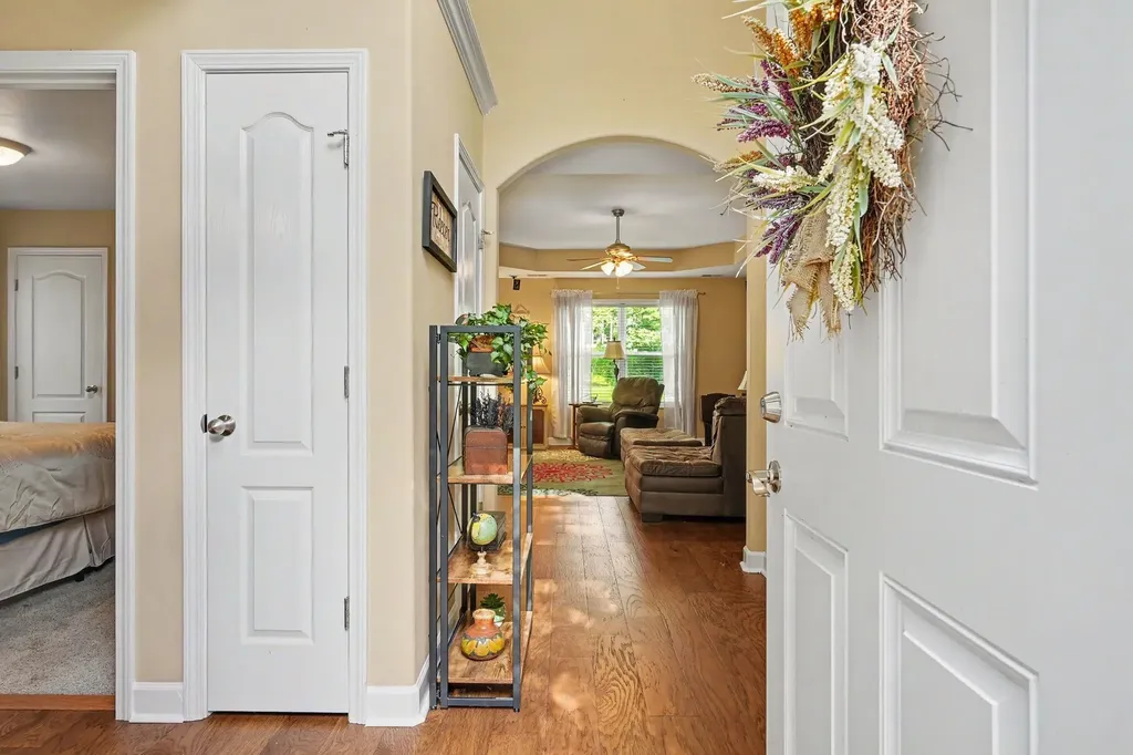 502 Poplar Bend Dickson TN 37055