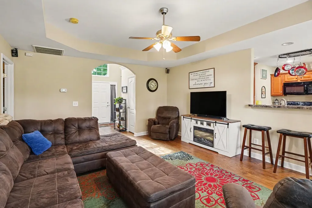 502 Poplar Bend Dickson TN 37055