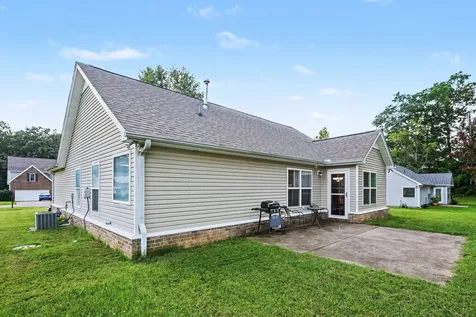 502 Poplar Bend Dickson TN 37055