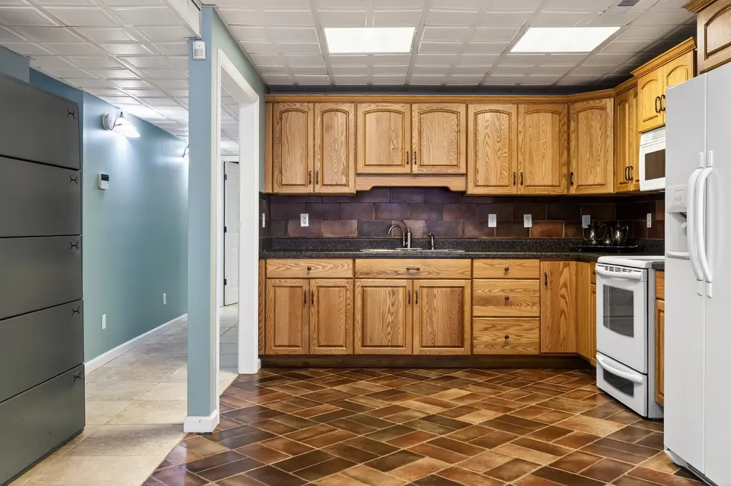 3195 Ladd Springs Road, SE Old Fort TN 37362