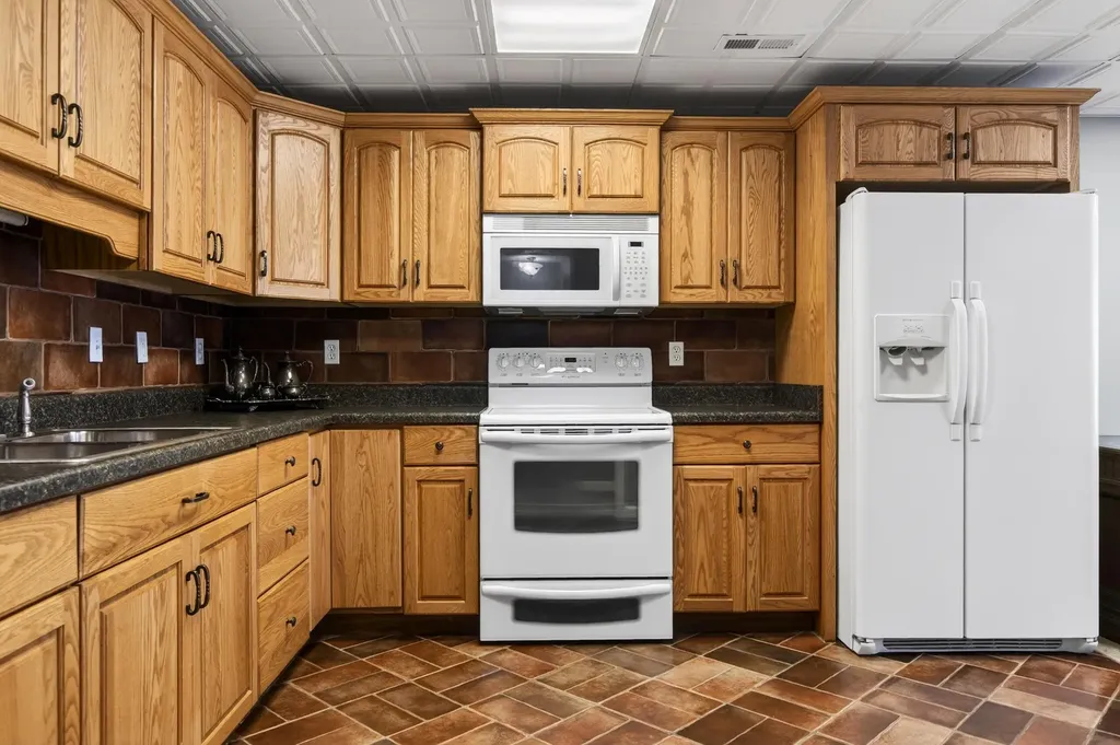3195 Ladd Springs Road, SE Old Fort TN 37362