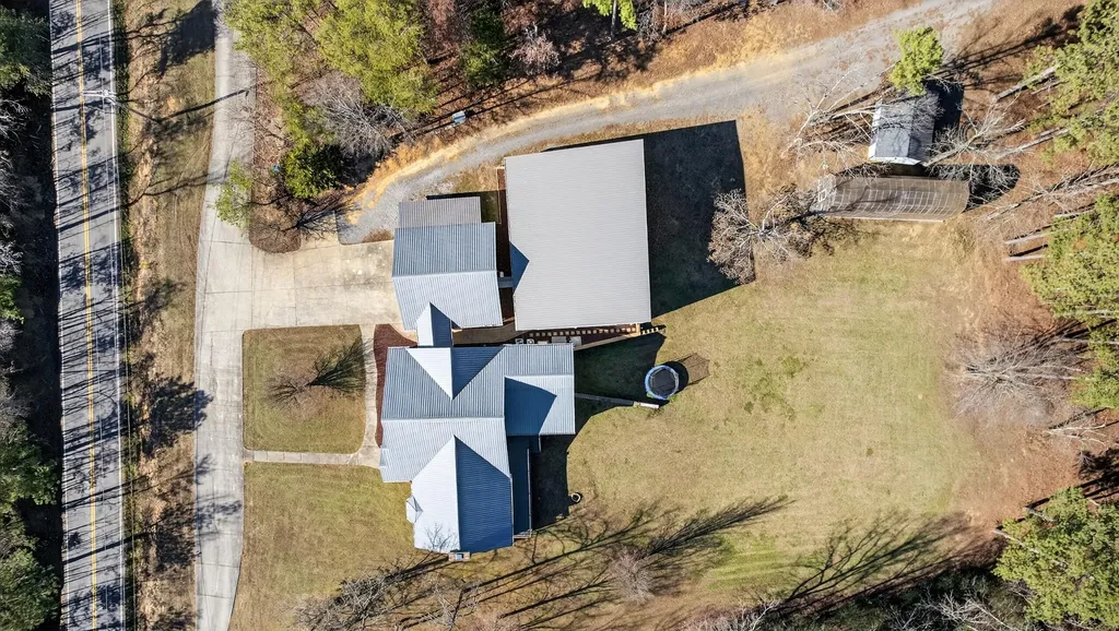 3195 Ladd Springs Road, SE Old Fort TN 37362
