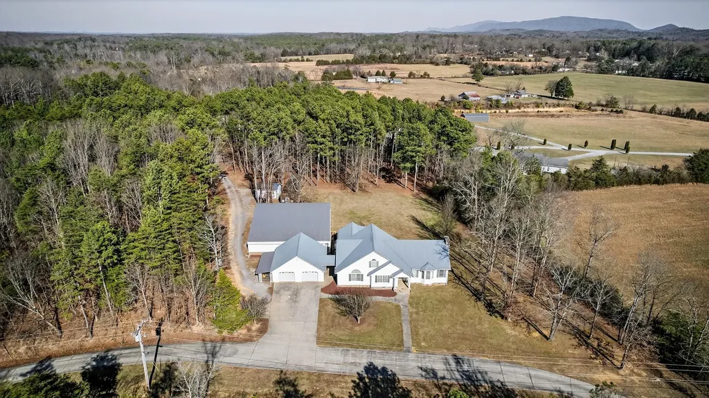 3195 Ladd Springs Road, SE Old Fort TN 37362