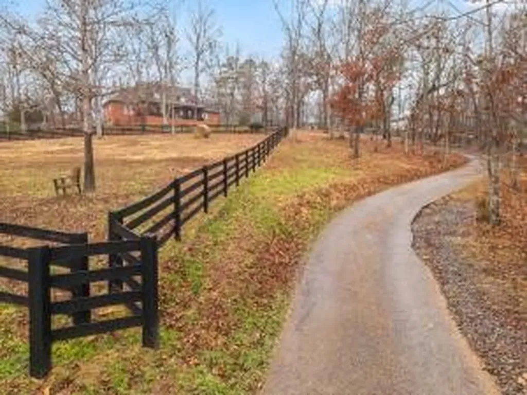 6835 Cooley Road Ooltewah TN 37363
