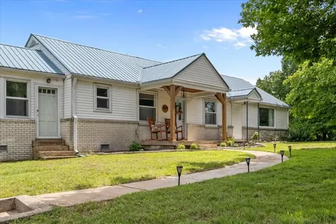 3030 Highway 49, E Charlotte TN 37036