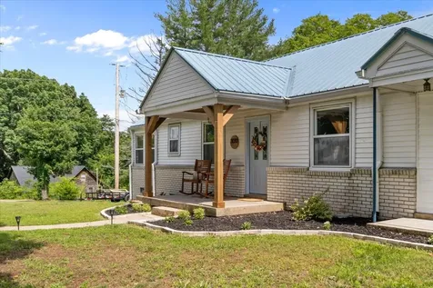 3030 Highway 49, E Charlotte TN 37036