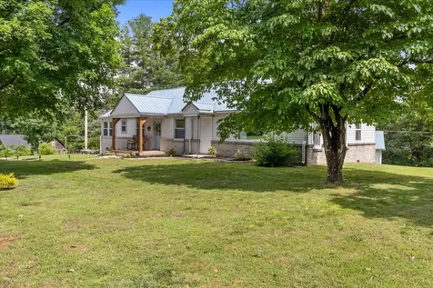 3030 Highway 49, E Charlotte TN 37036