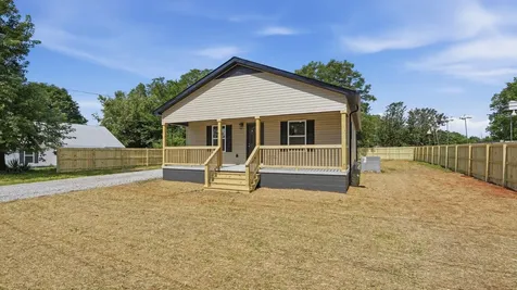 109 Spruce Street Cowan TN 37318