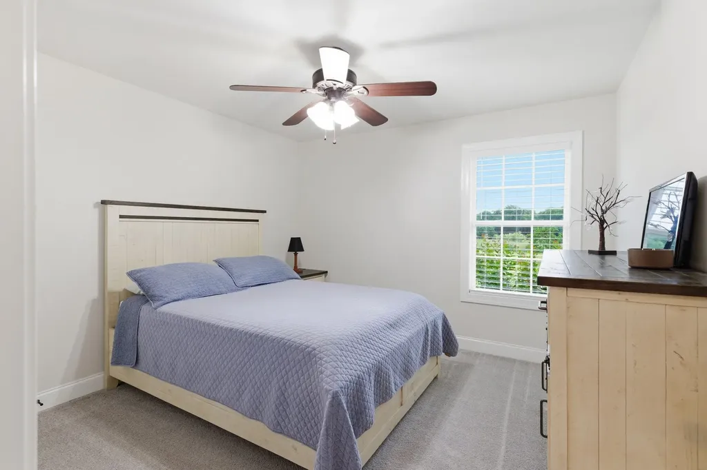 1973 Rolling Meadow Lane Chapel Hill TN 37034