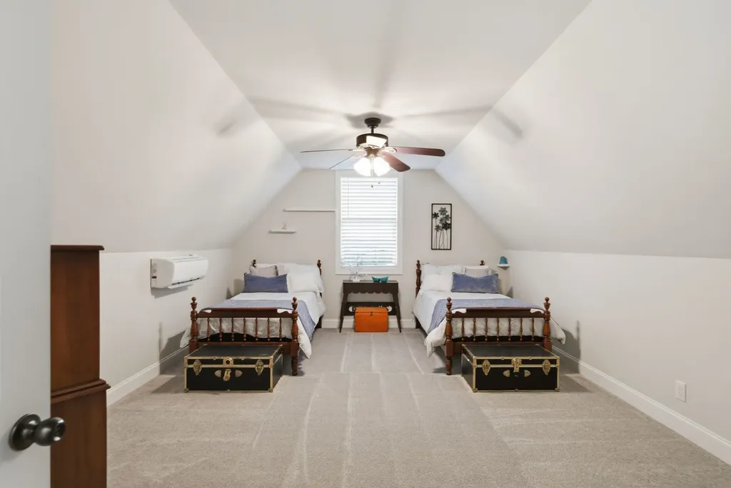1973 Rolling Meadow Lane Chapel Hill TN 37034