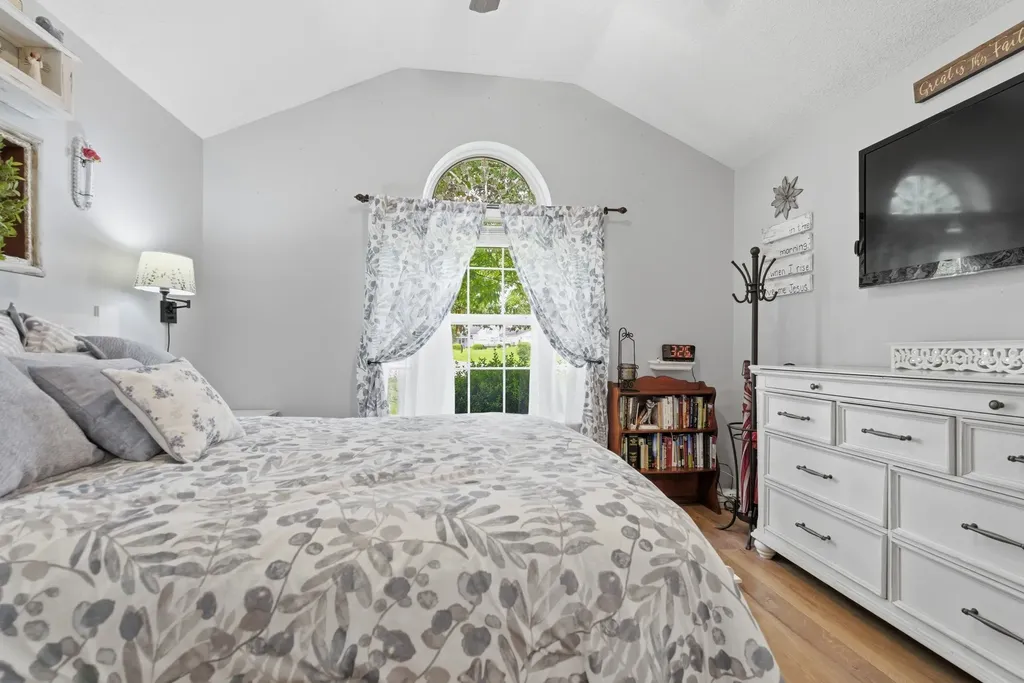 337 Lake Forest Drive La Vergne TN 37086
