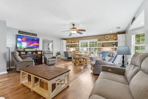 337 Lake Forest Drive La Vergne TN 37086