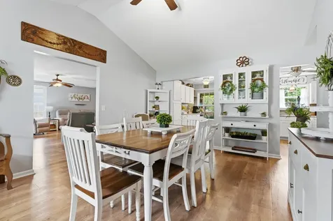 337 Lake Forest Drive La Vergne TN 37086