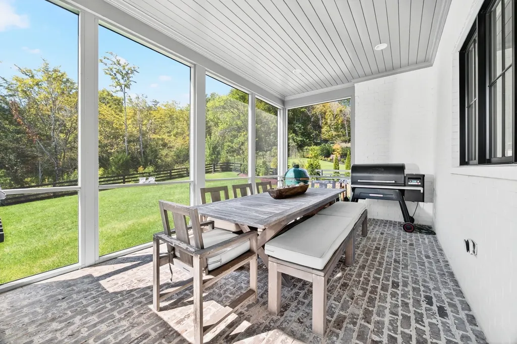 9307 Double Run Court College Grove TN 37046