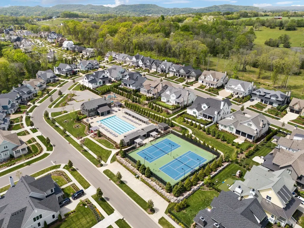 9307 Double Run Court College Grove TN 37046