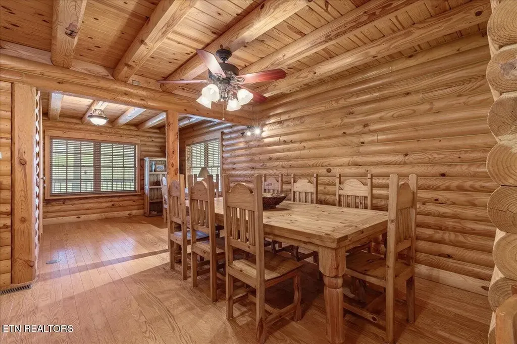 1736 Rafter Road Tellico Plains TN 37385