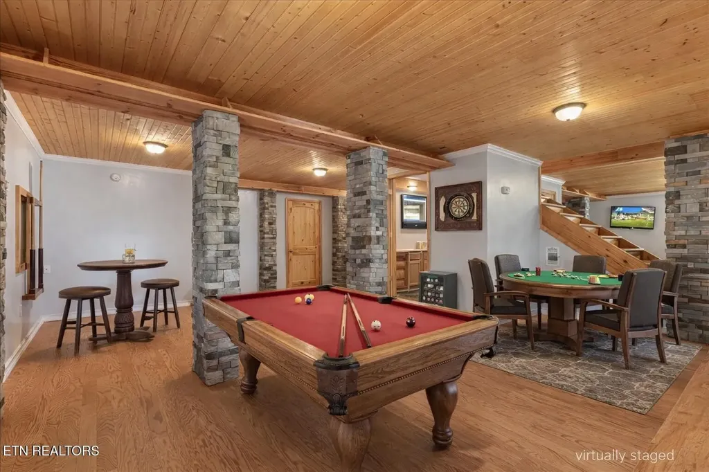 1736 Rafter Road Tellico Plains TN 37385