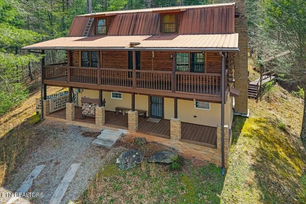 1736 Rafter Road Tellico Plains TN 37385