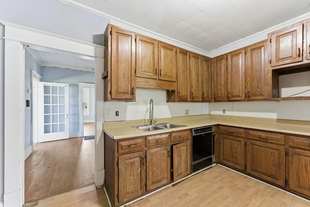 323 Kennedy Street Lawrenceburg TN 38464