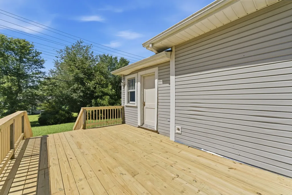 323 Kennedy Street Lawrenceburg TN 38464