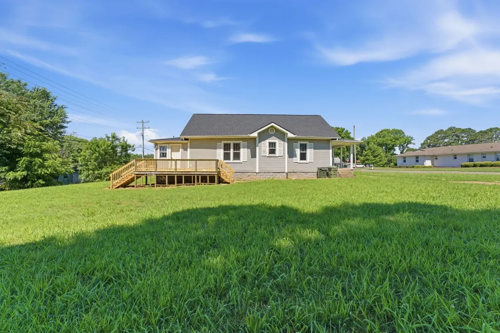 323 Kennedy Street Lawrenceburg TN 38464