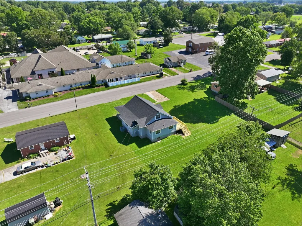 323 Kennedy Street Lawrenceburg TN 38464