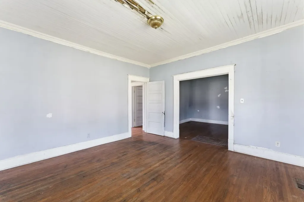 323 Kennedy Street Lawrenceburg TN 38464