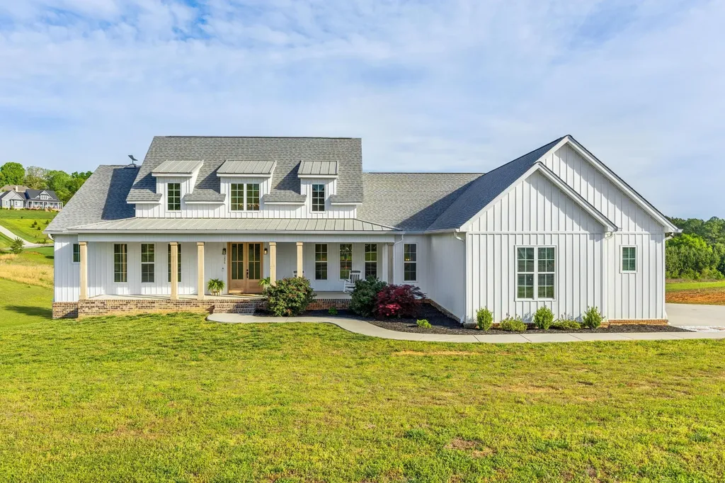 206 Rochelle Circle, NE Charleston TN 37310