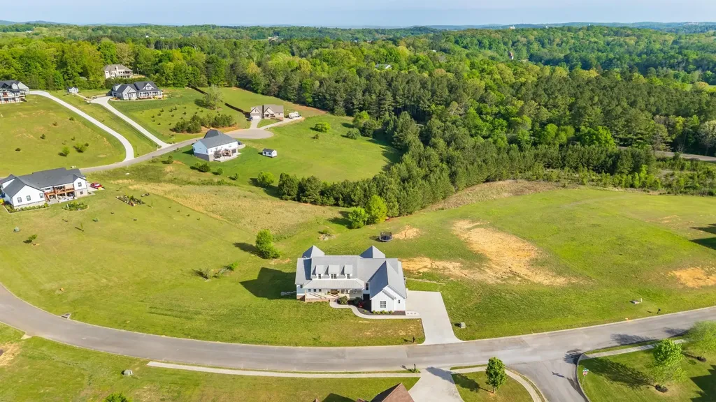 206 Rochelle Circle, NE Charleston TN 37310