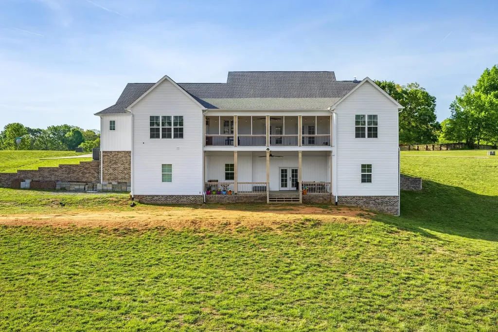 206 Rochelle Circle, NE Charleston TN 37310