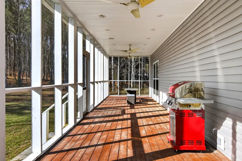 229 Davis Lane Old Fort TN 37362